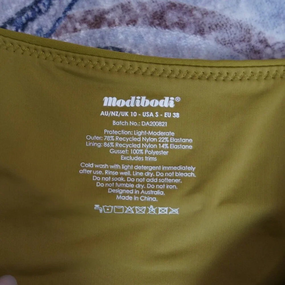 Modibodi Swimwear Reversible Crop Top and Hi-Waist Bikini Brief Light-Moderate S - Picture 4 of 8